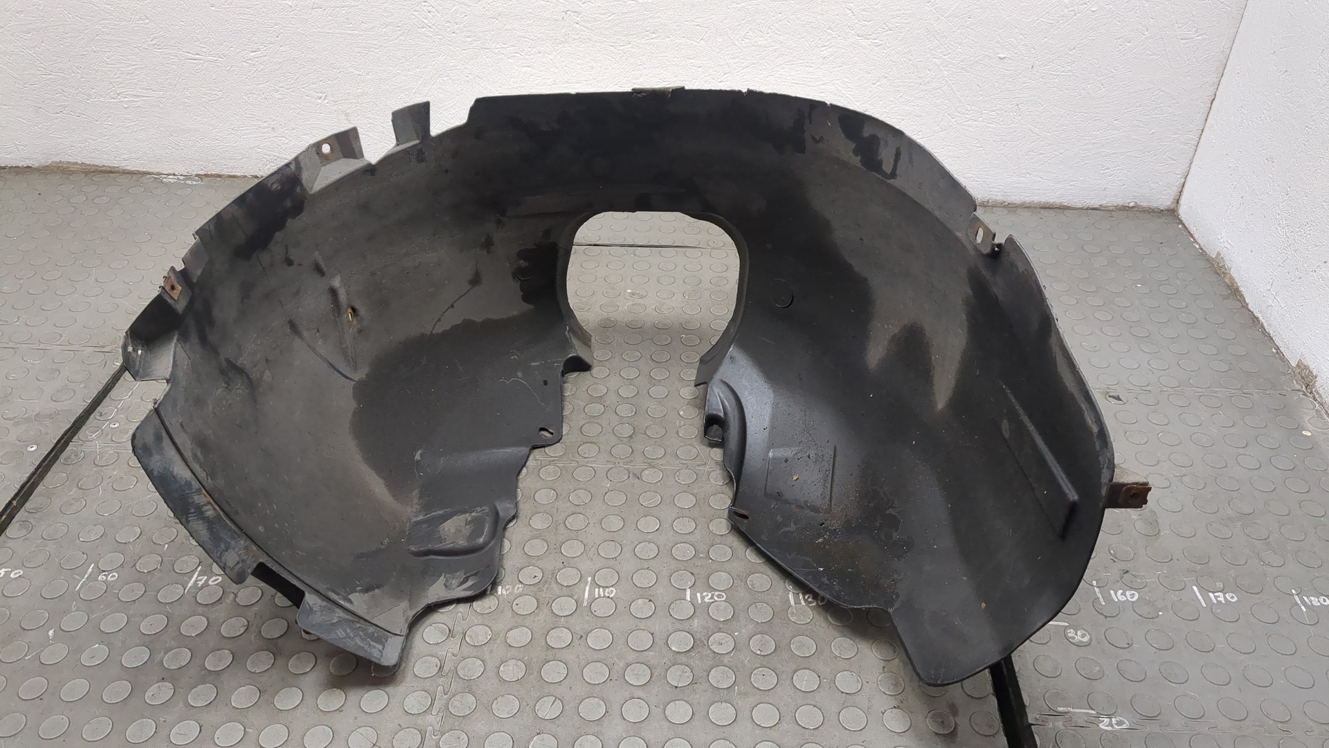 Локер передний левый