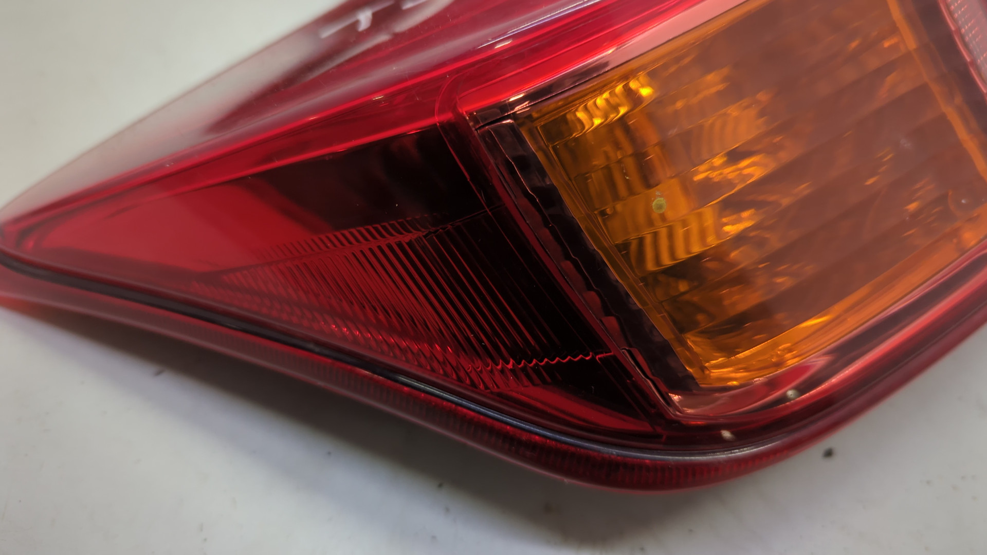 Фонарь задний левый