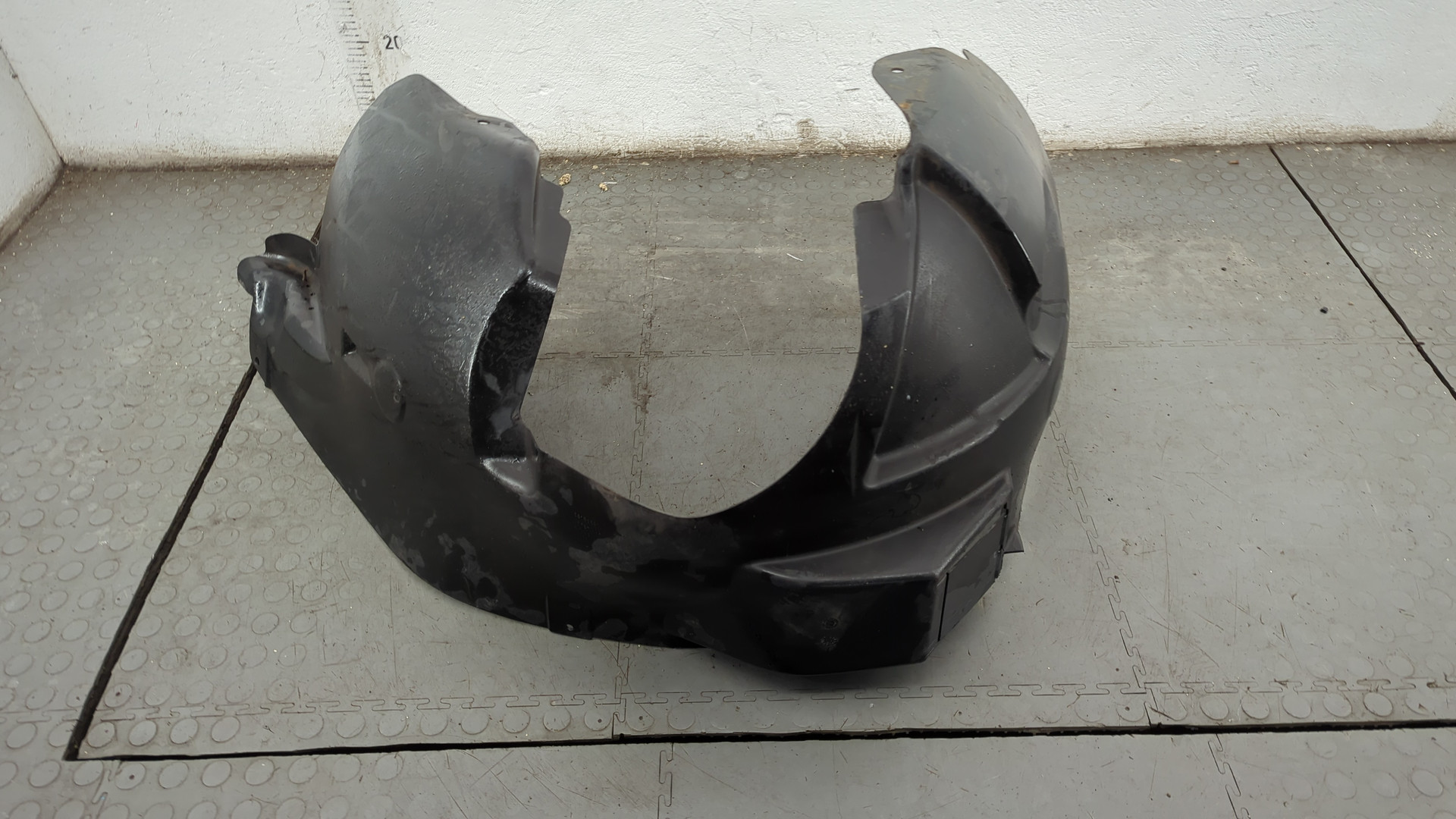 Локер передний правый