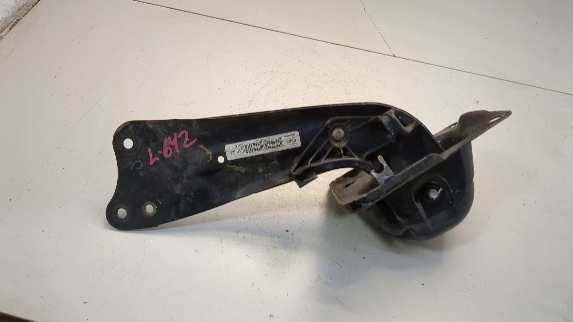 Рычаг задний правый