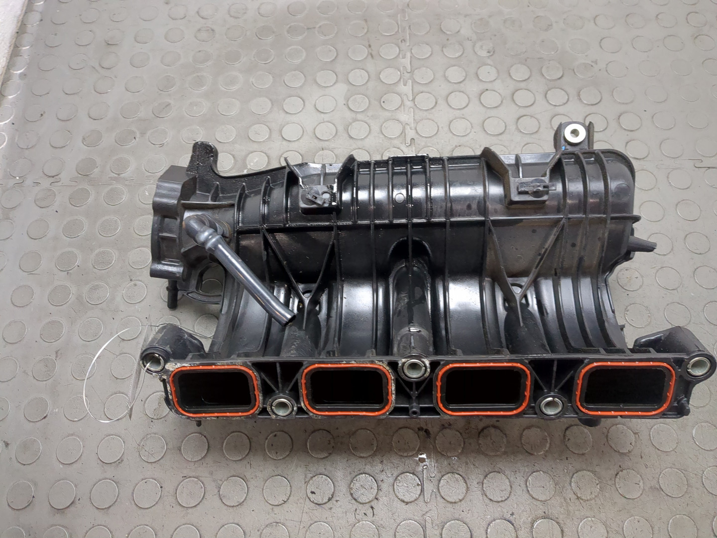 Коллектор впускной