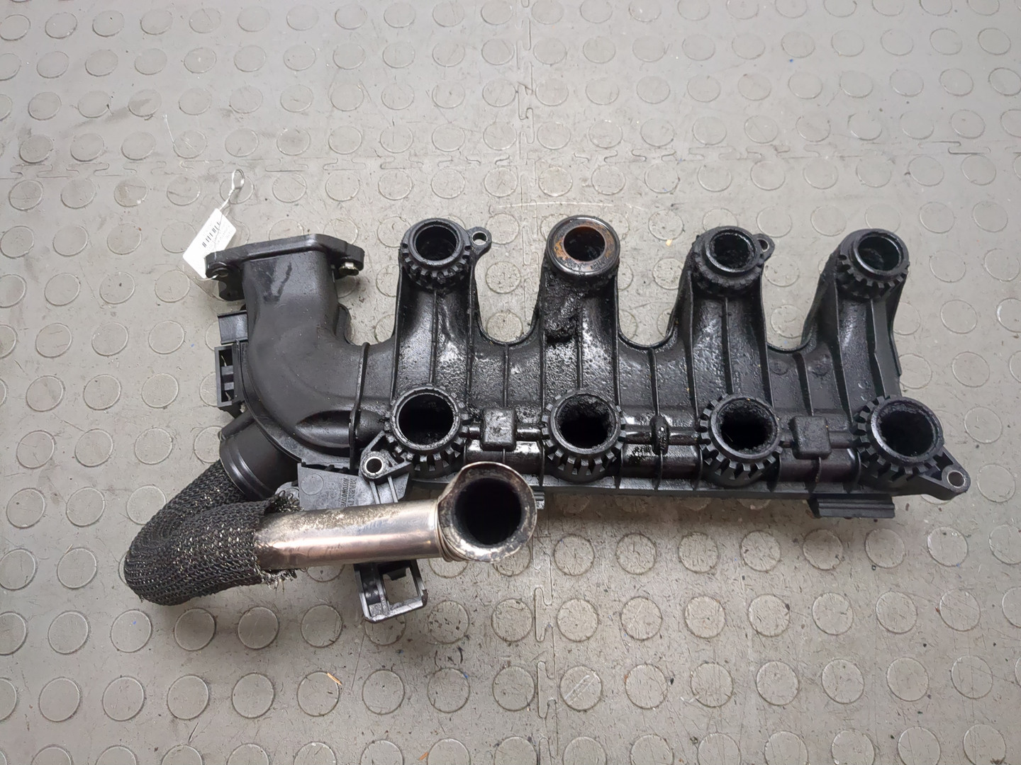 Коллектор впускной