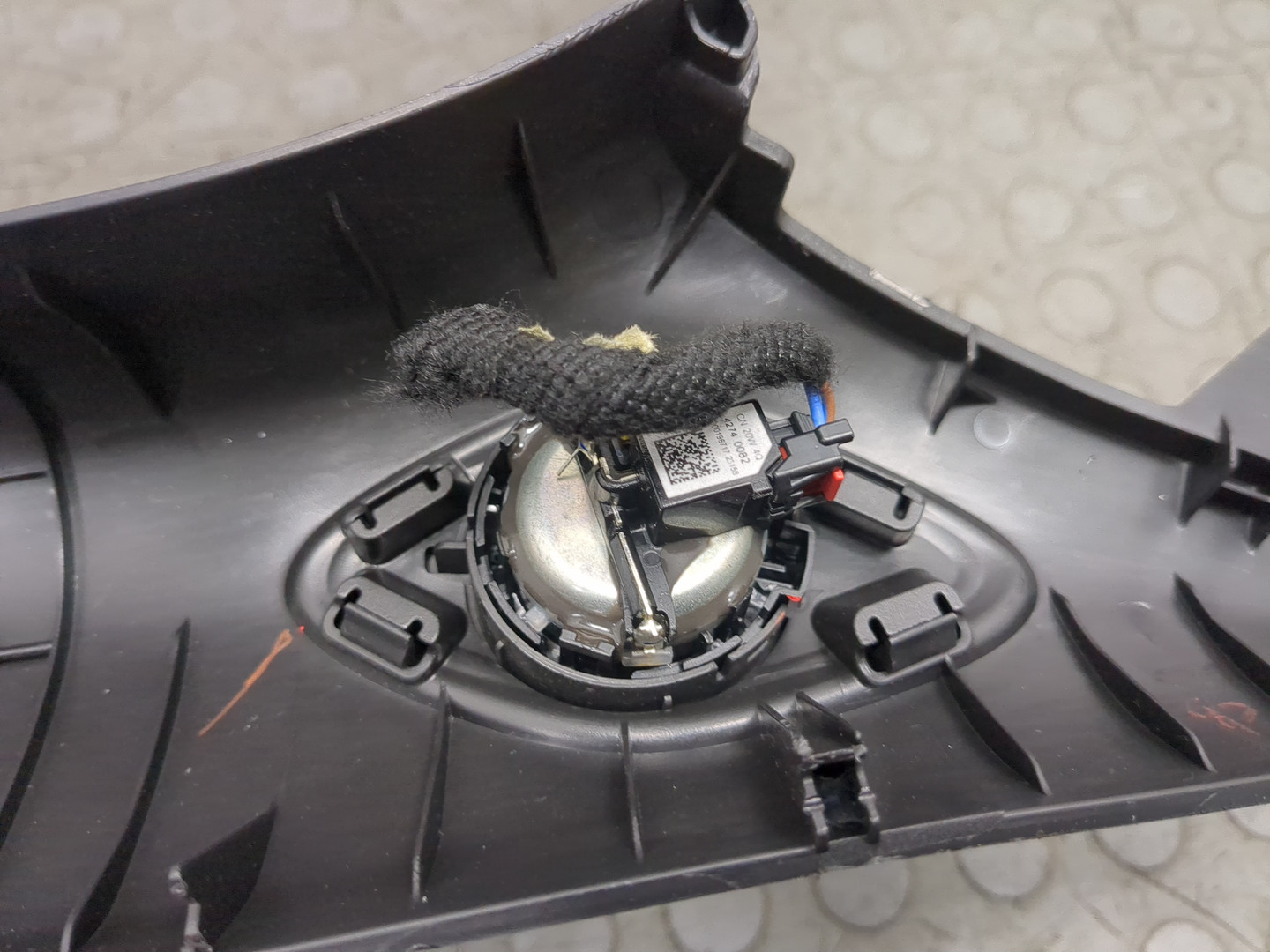 Обшивка стойки