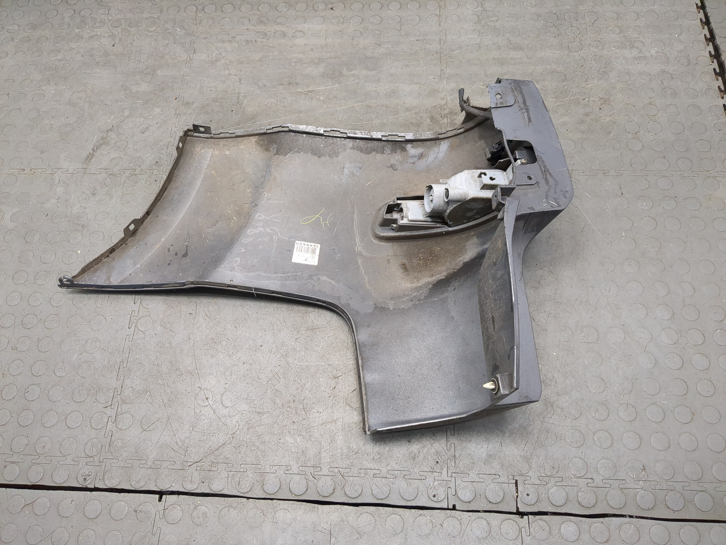 Накладка заднего бампера левая