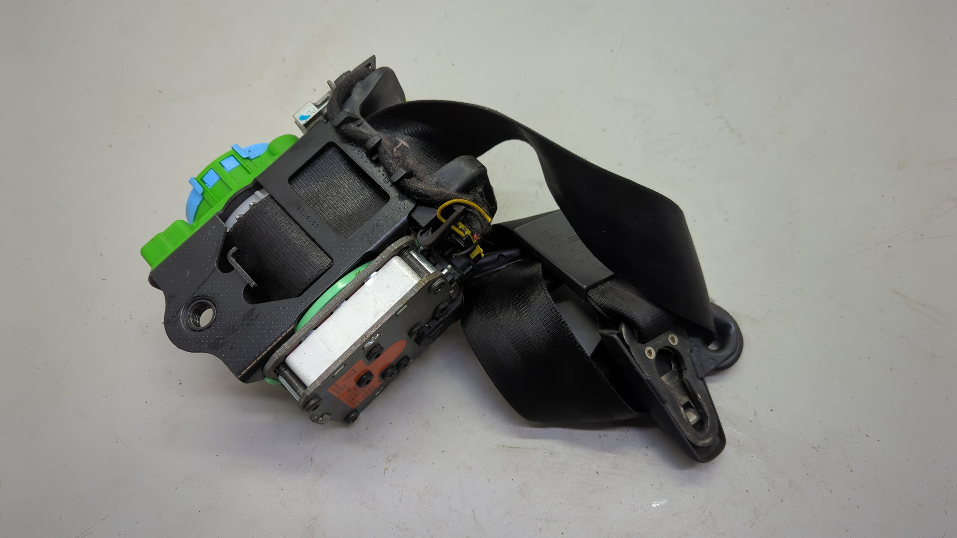 Ремень безопасности