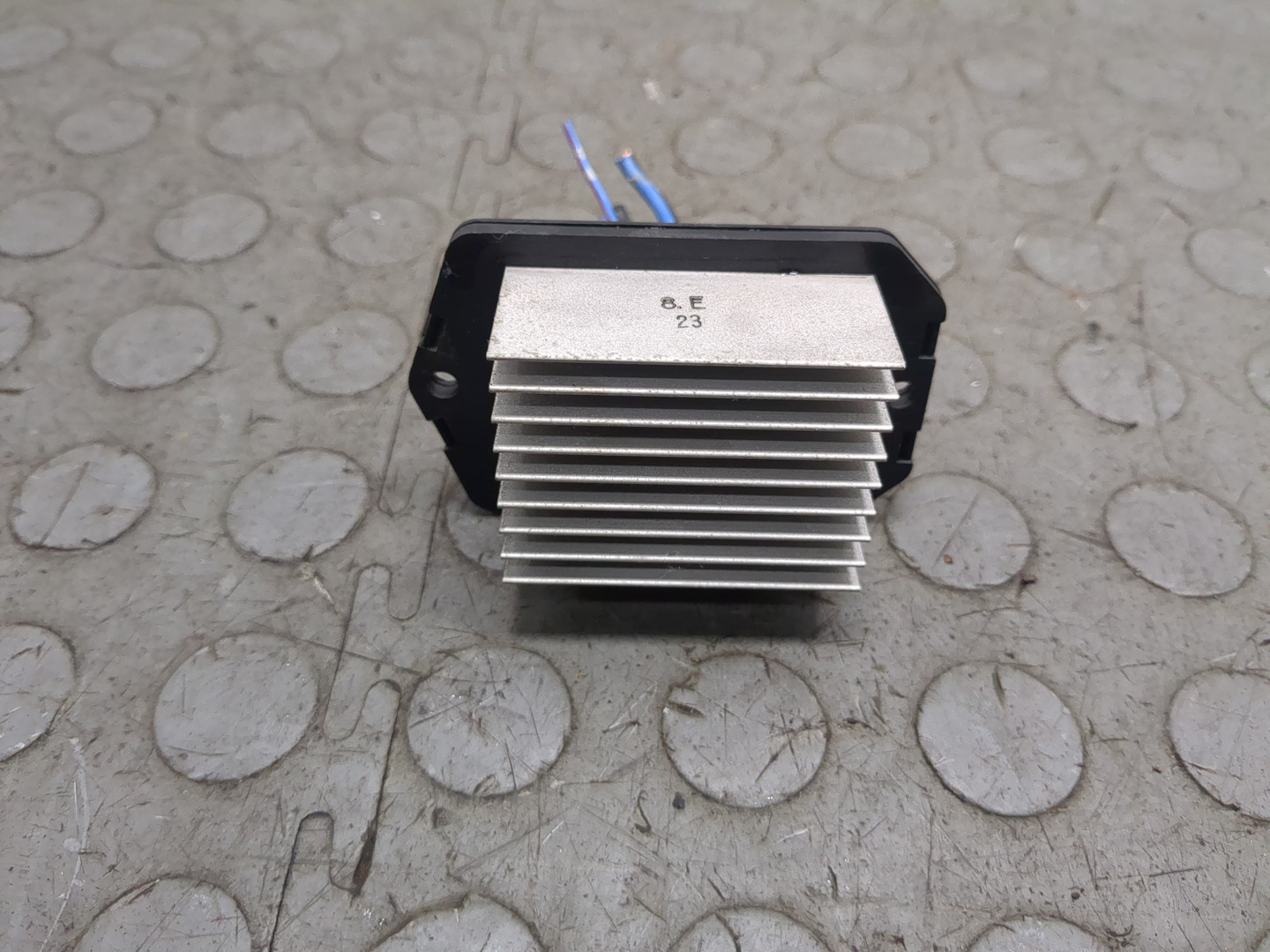 Резистор отопителя