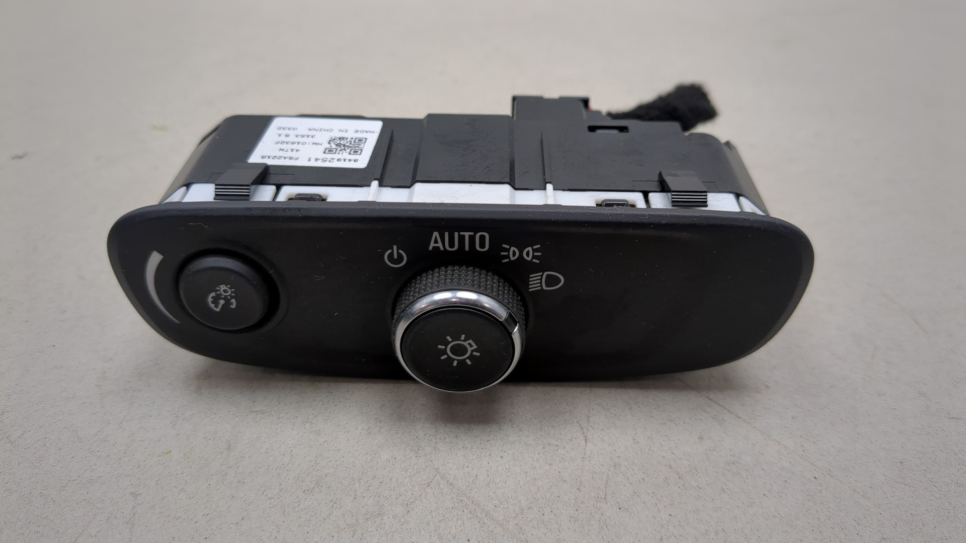 Переключатель света фар