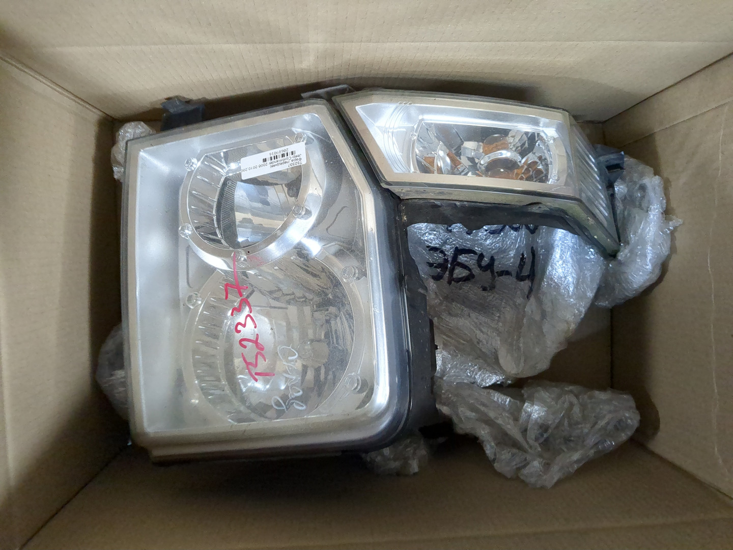 Фара правая