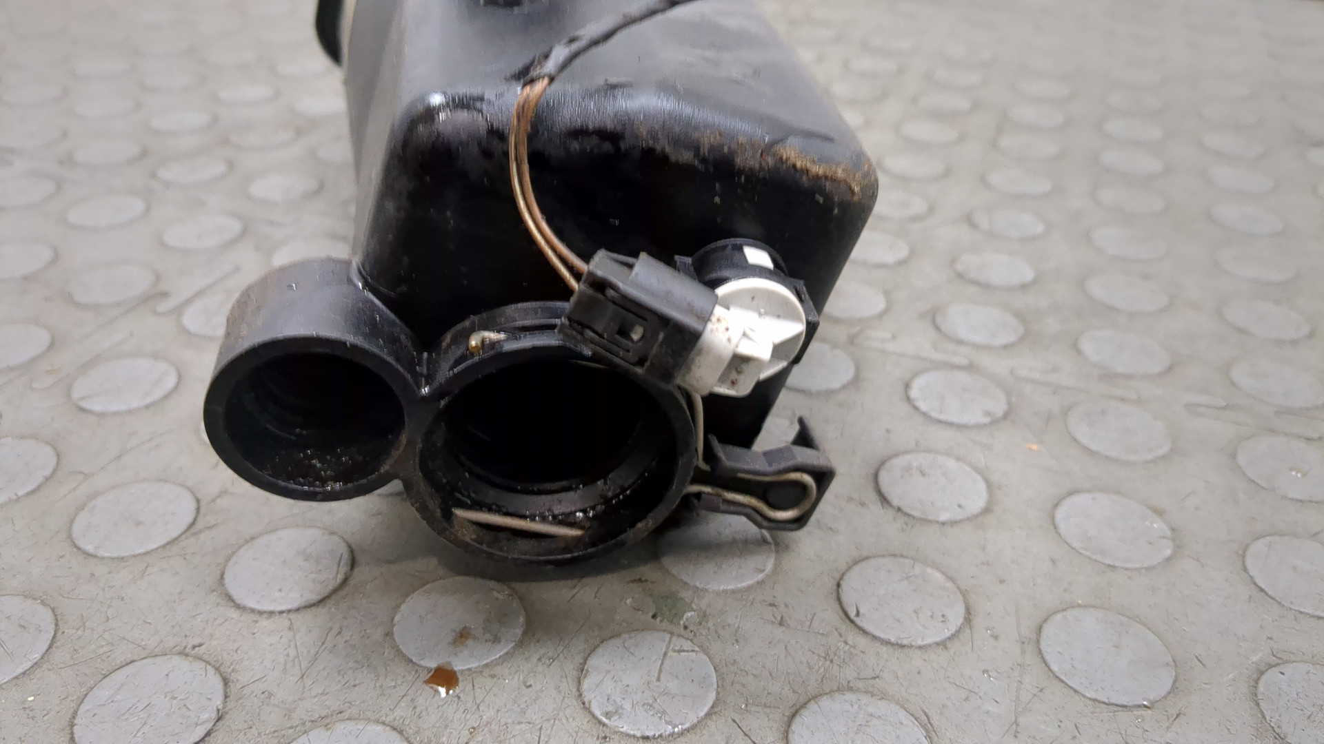 Бачок расширительный