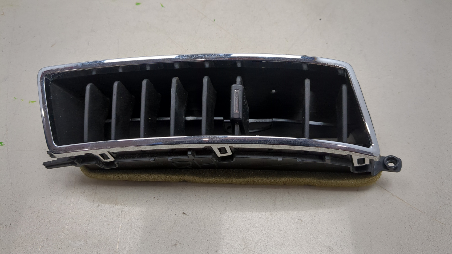 Дефлектор воздушный