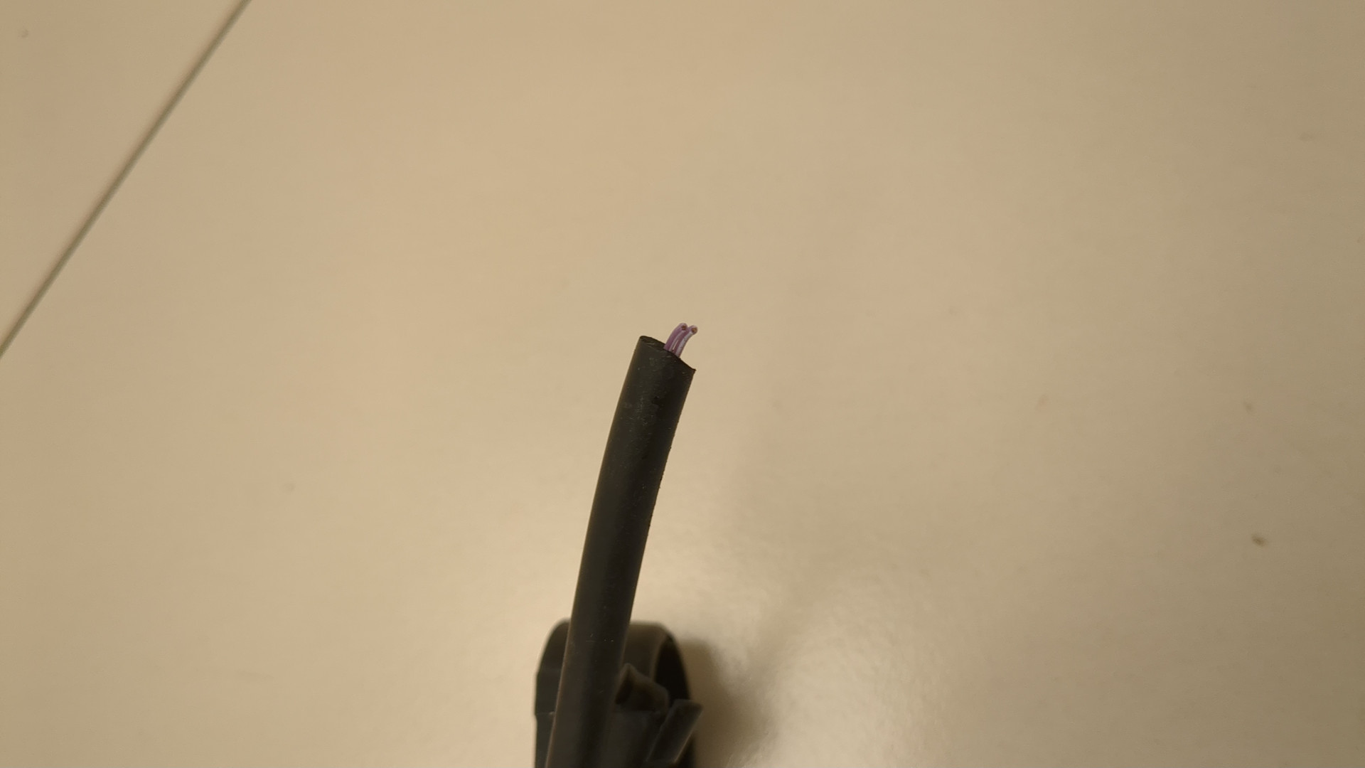 Поводок стеклоочистителя передний правый