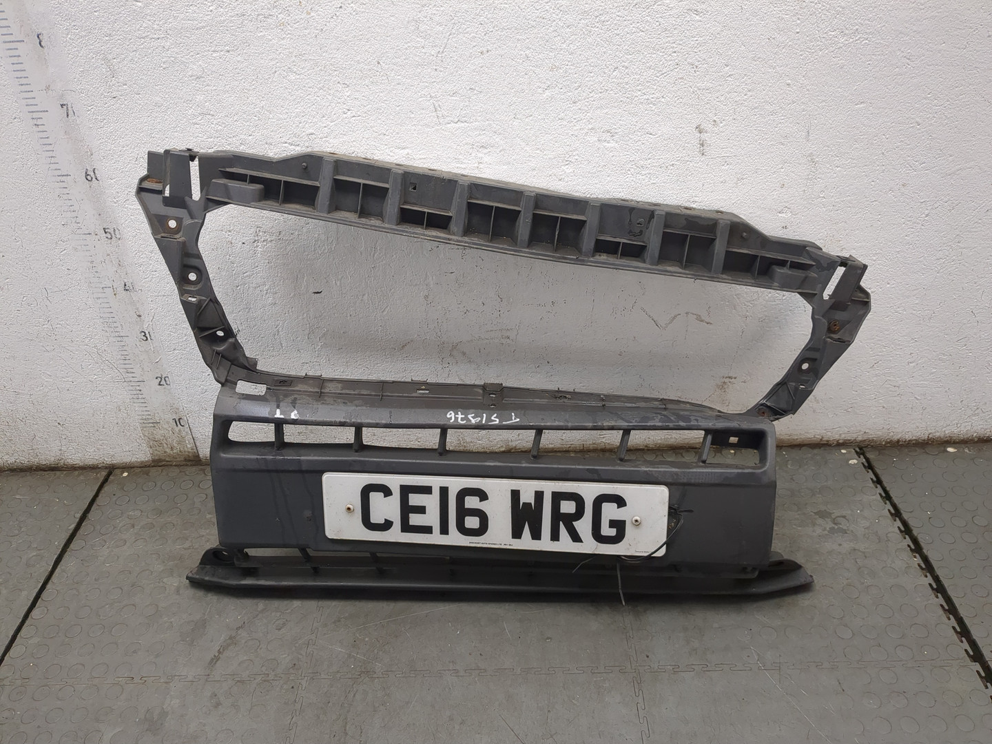 Бампер передний