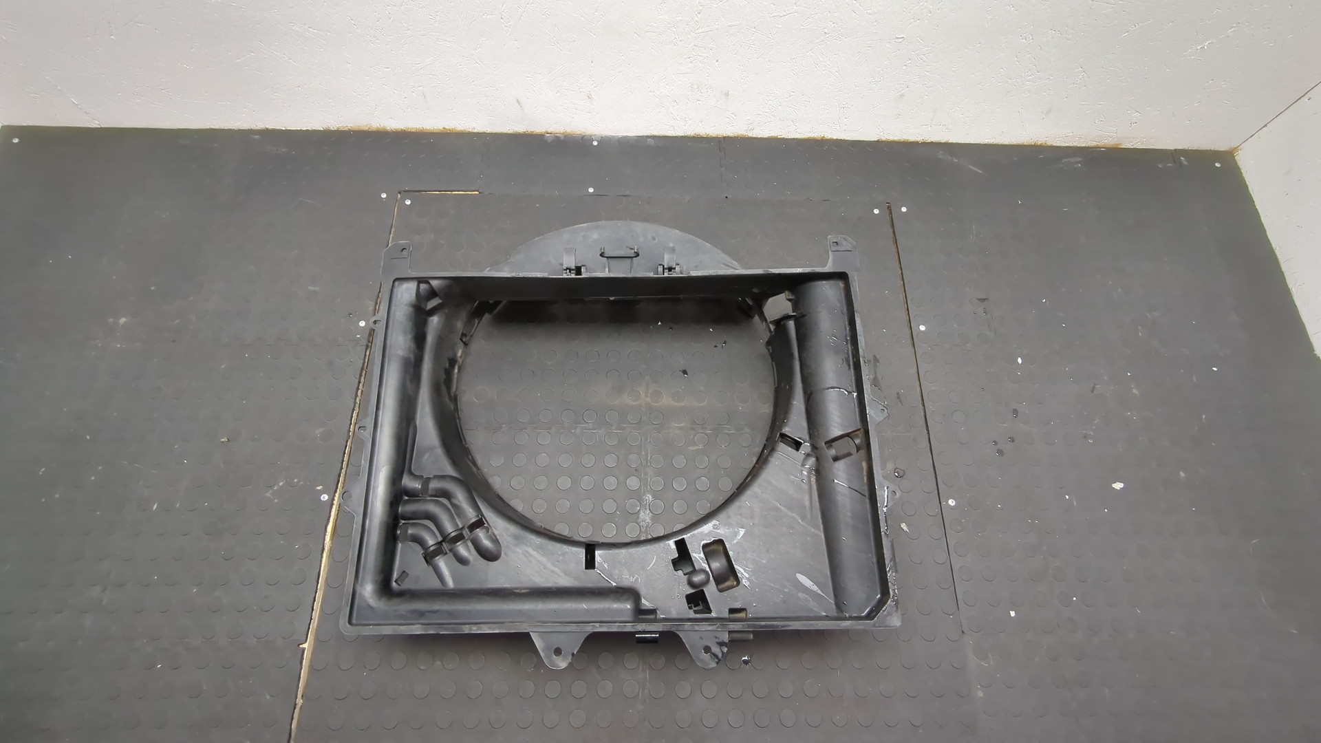 Диффузор вентилятора