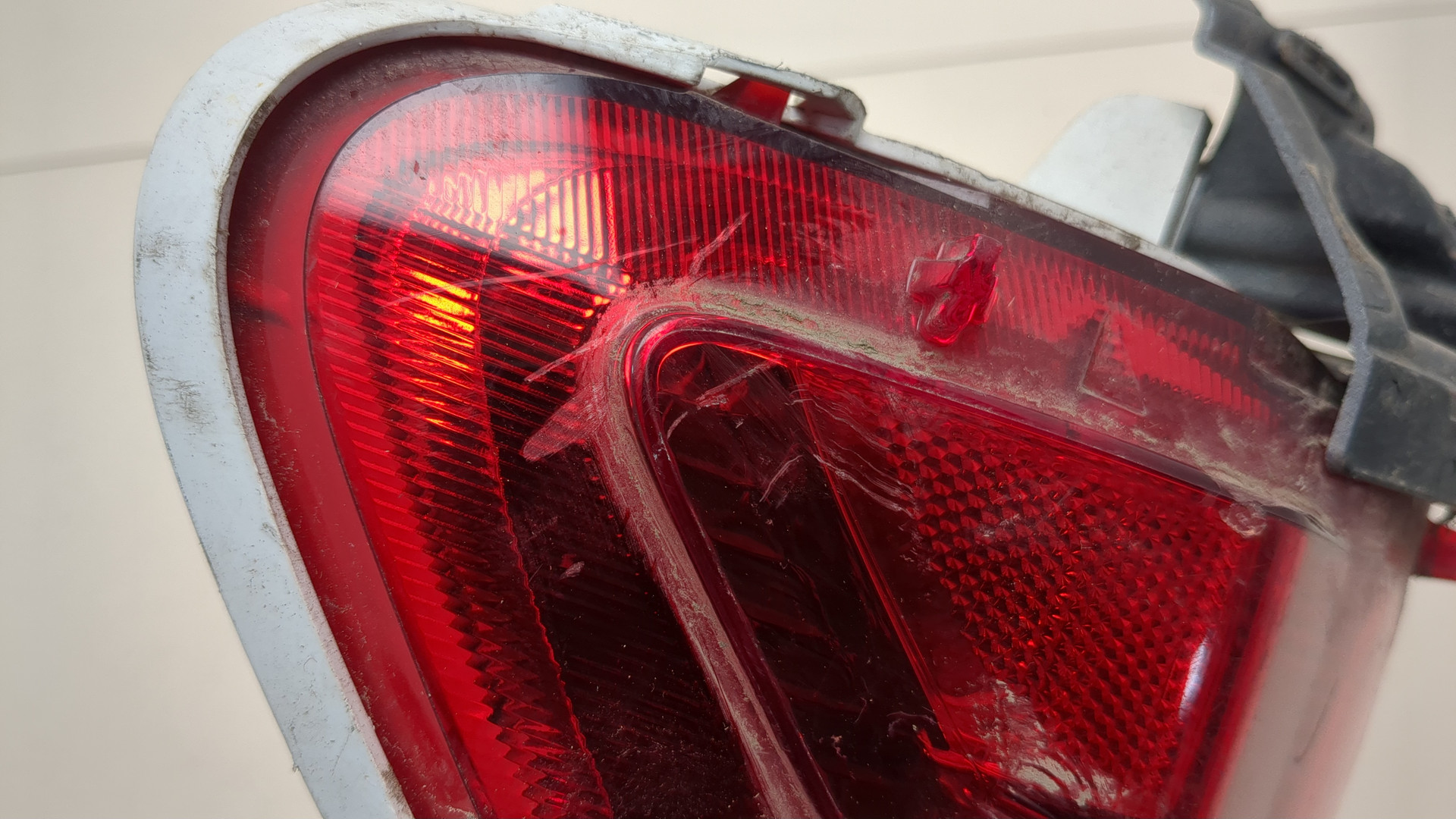 Фара противотуманная левая