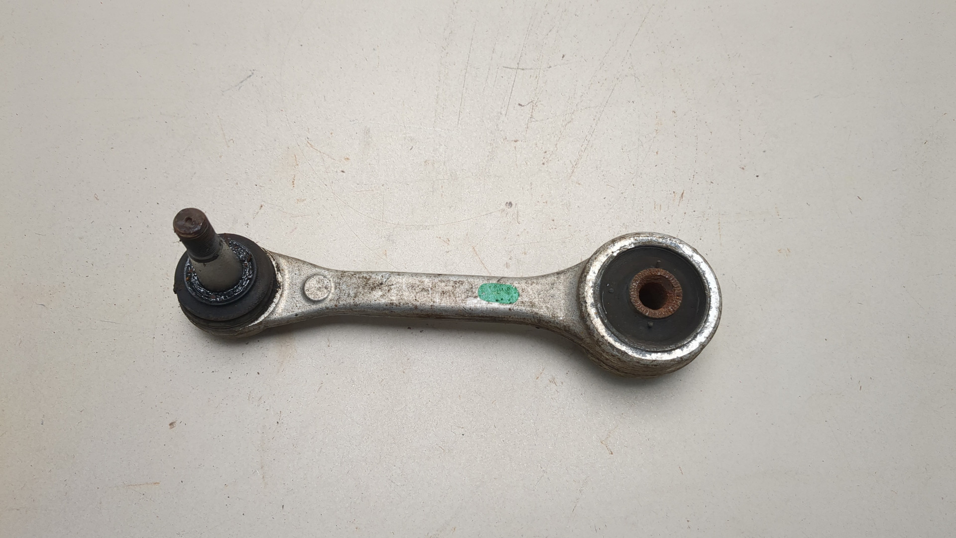 Рычаг задний