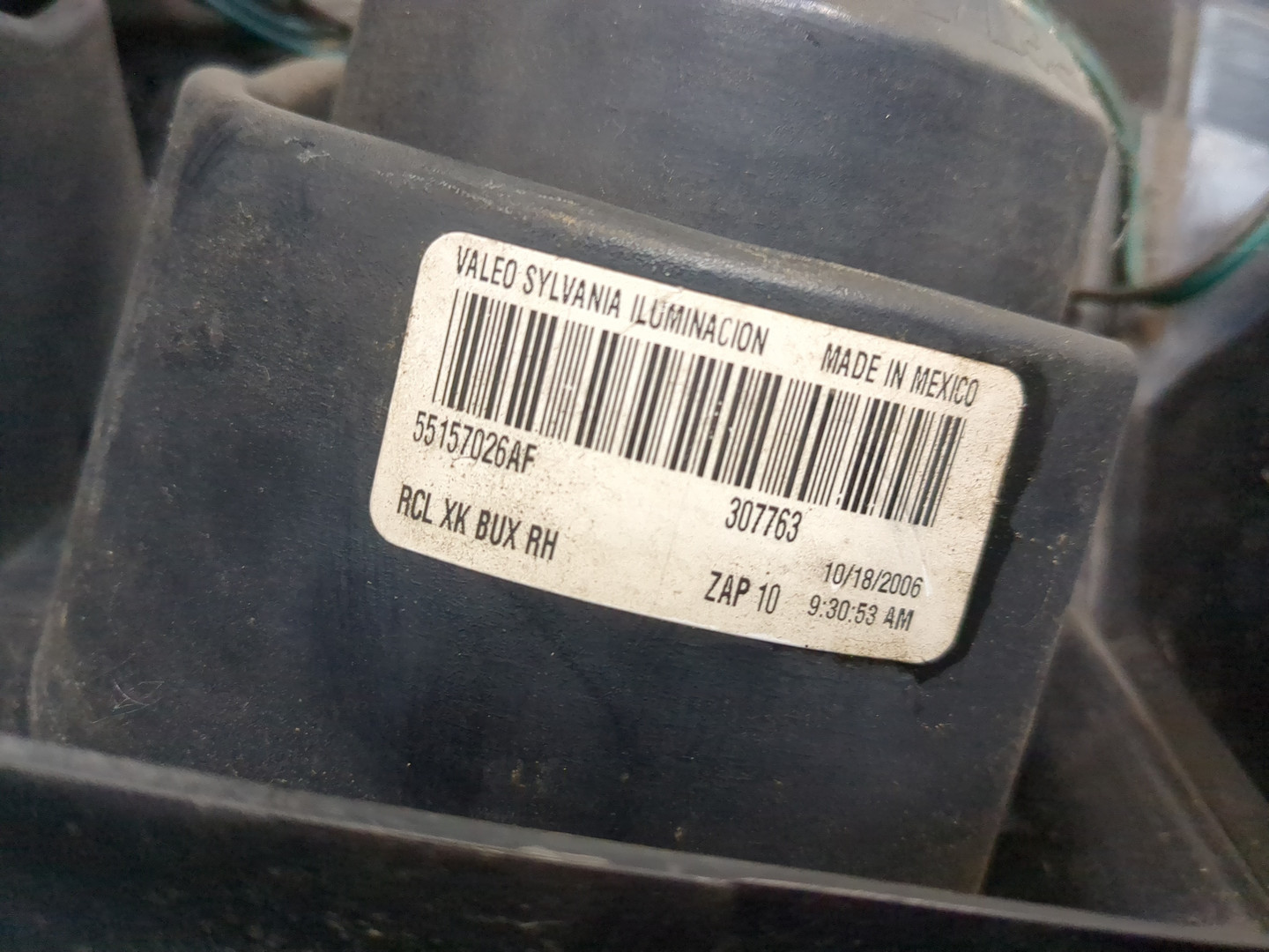 Фонарь задний правый