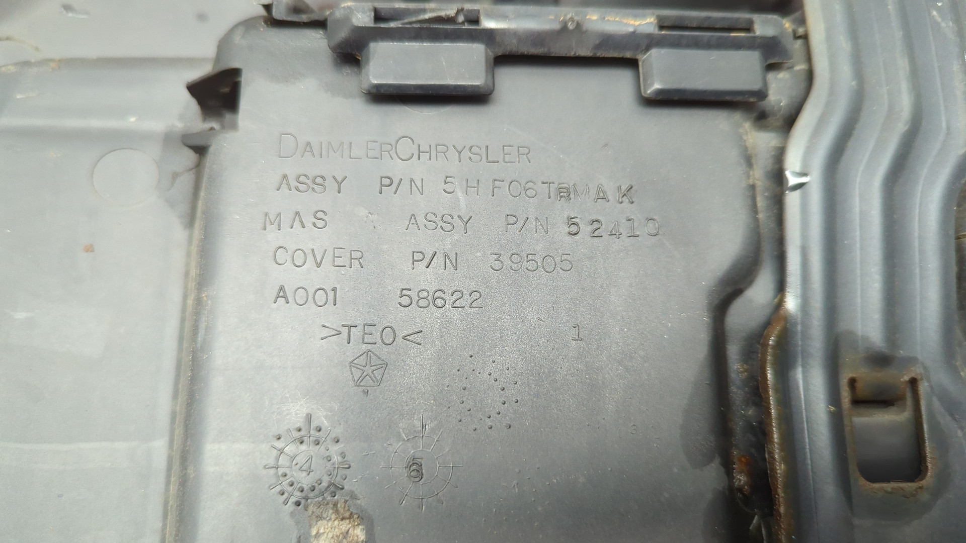 Кронштейн (сопут. товар)