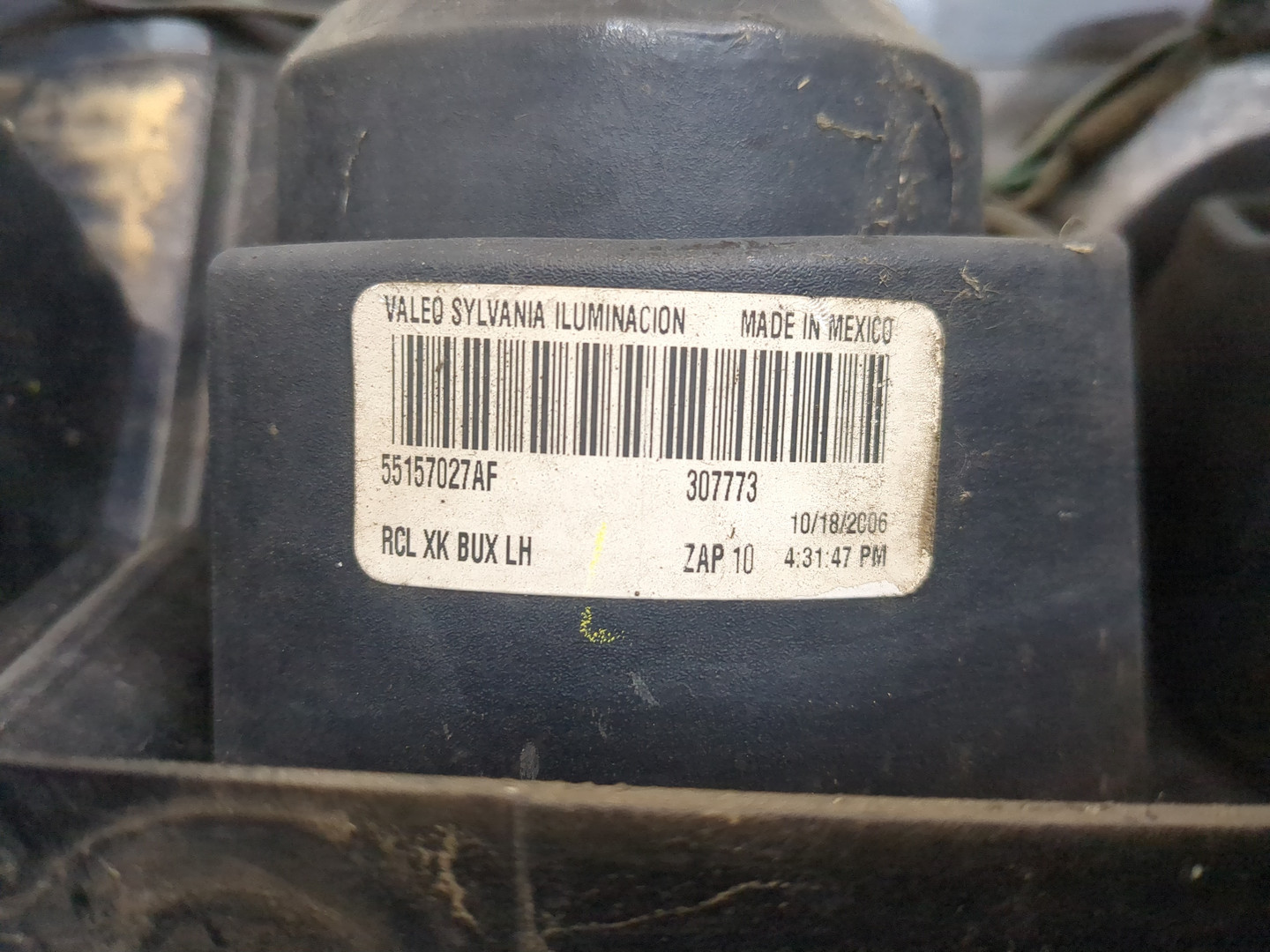 Фонарь задний левый