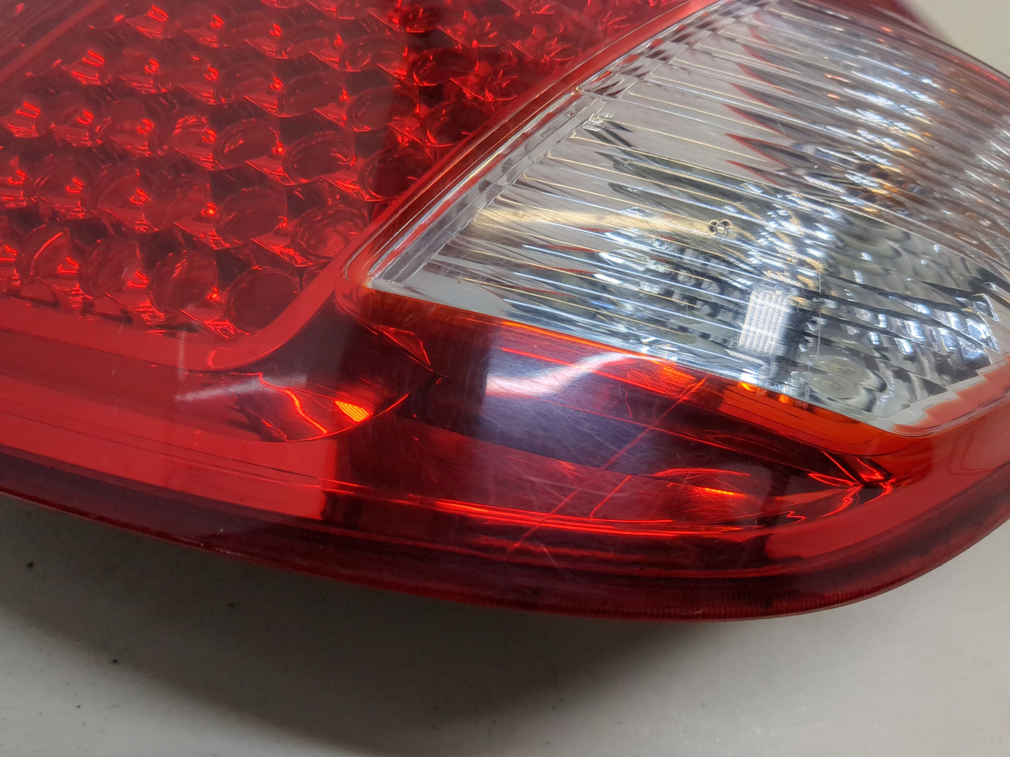 Фонарь задний правый