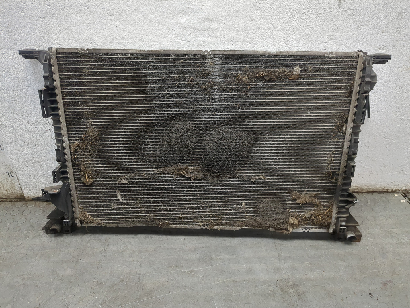 Радиатор охлаждения двигателя основной