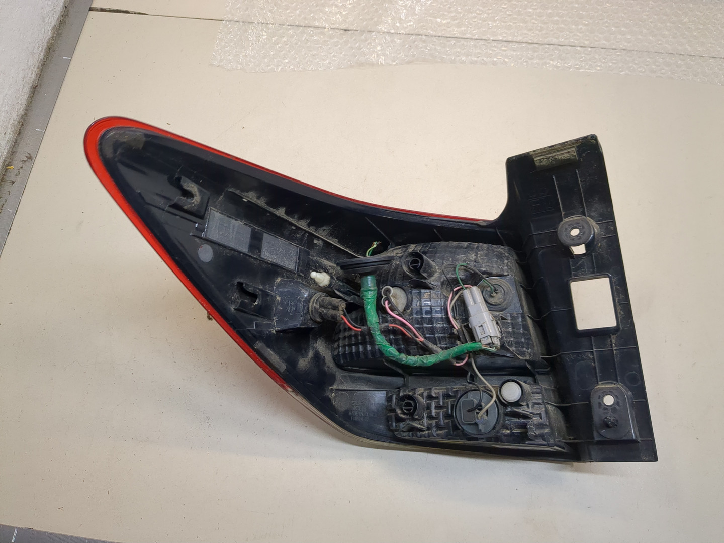 Фонарь задний правый