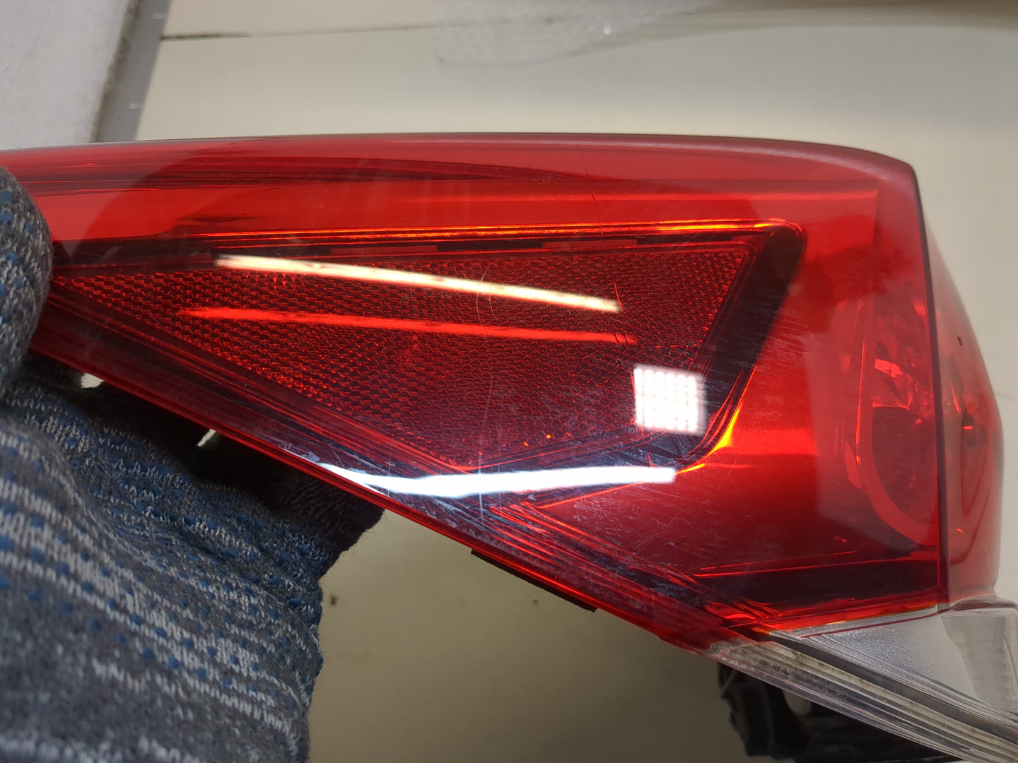 Фонарь задний левый