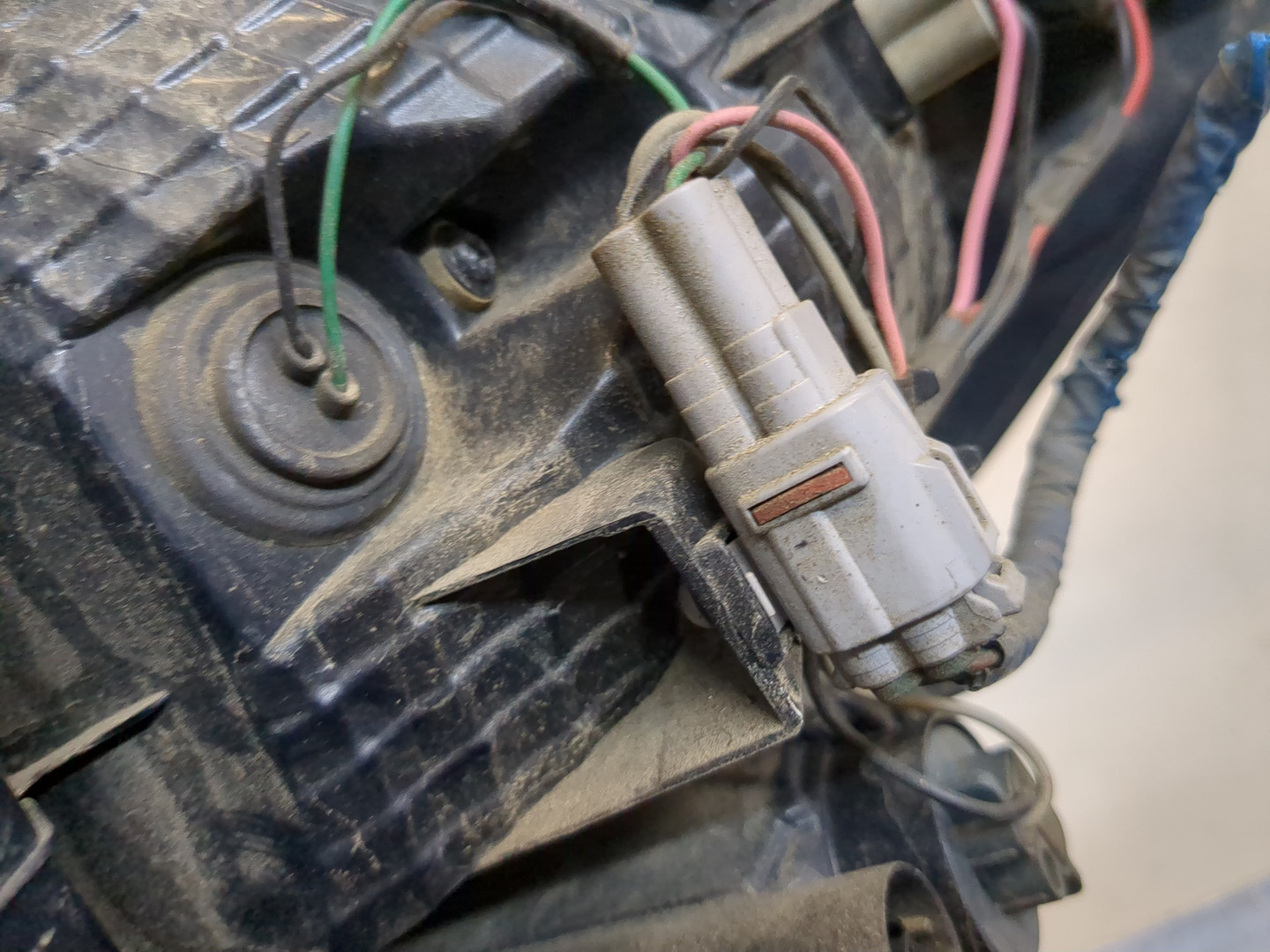 Фонарь задний левый