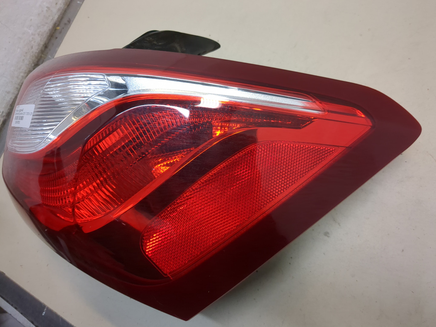 Фонарь задний правый