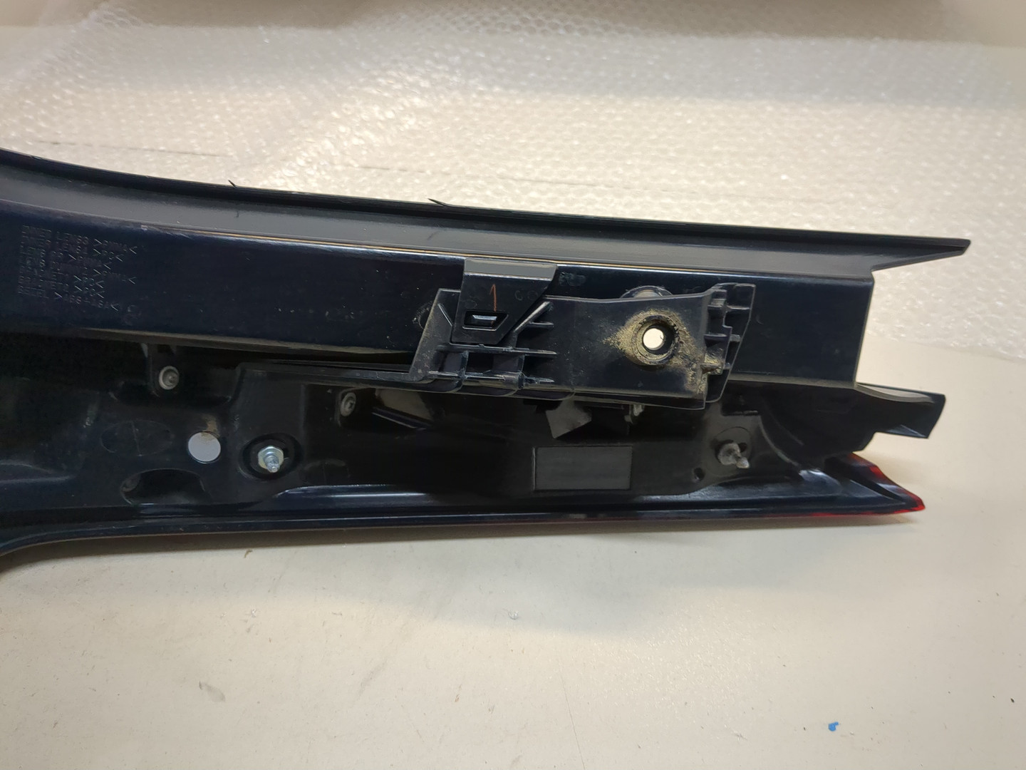 Фонарь задний левый