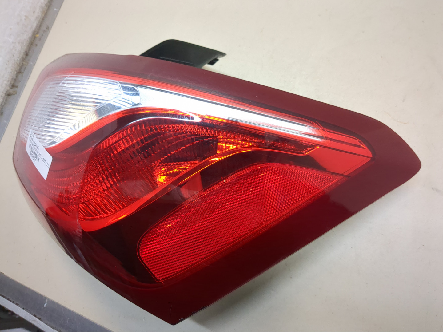 Фонарь задний правый