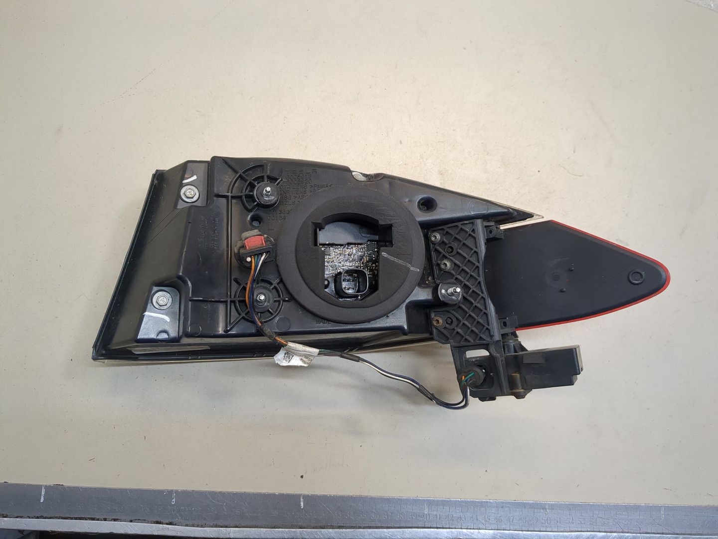 Фонарь задний левый