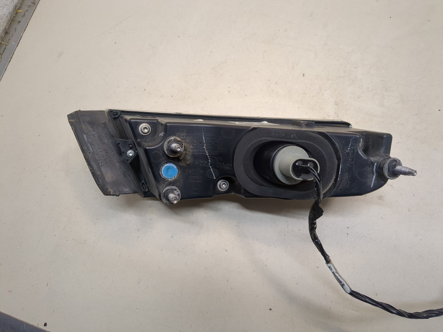 Фонарь задний правый