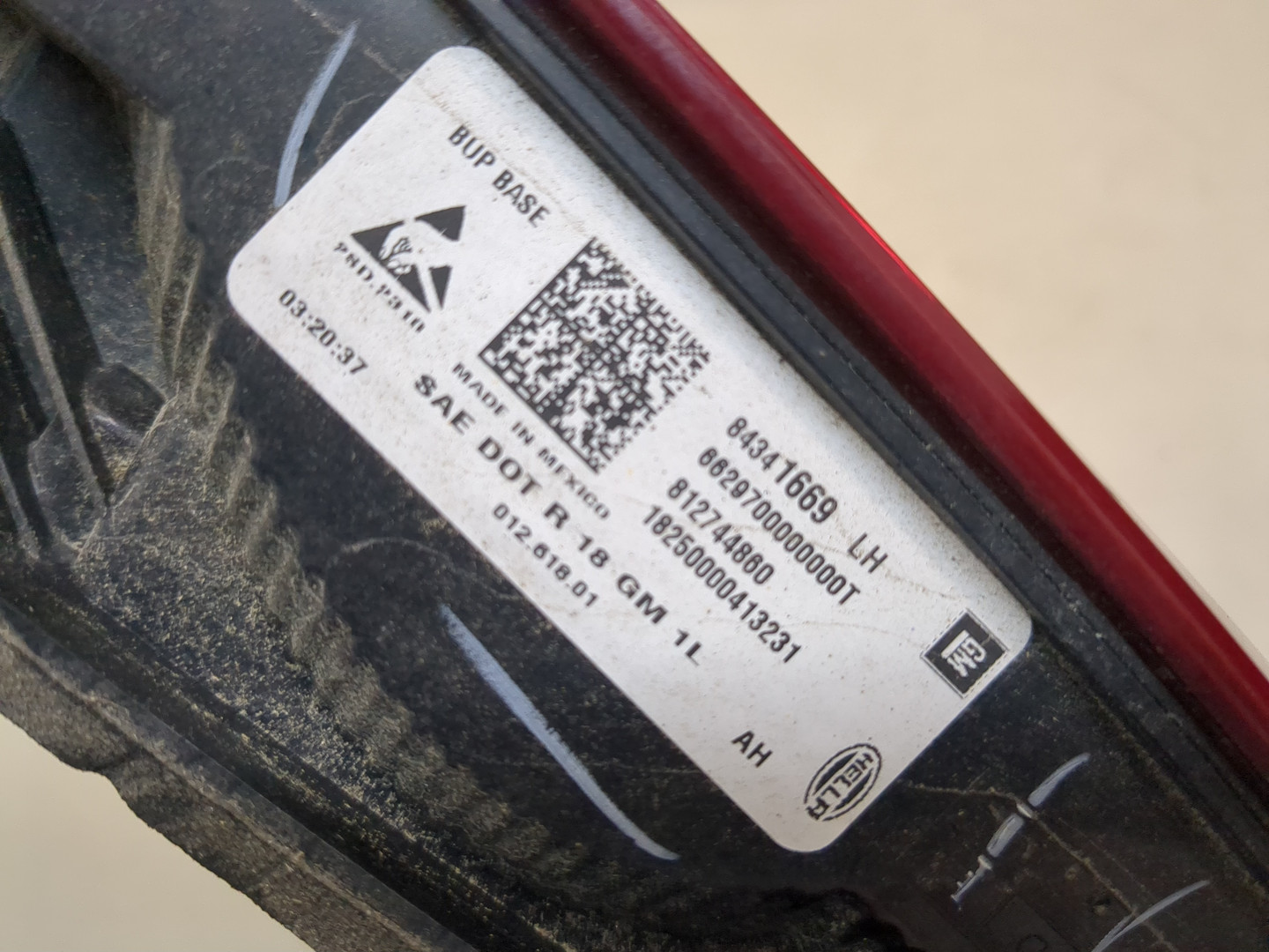 Фонарь задний внутренний левый