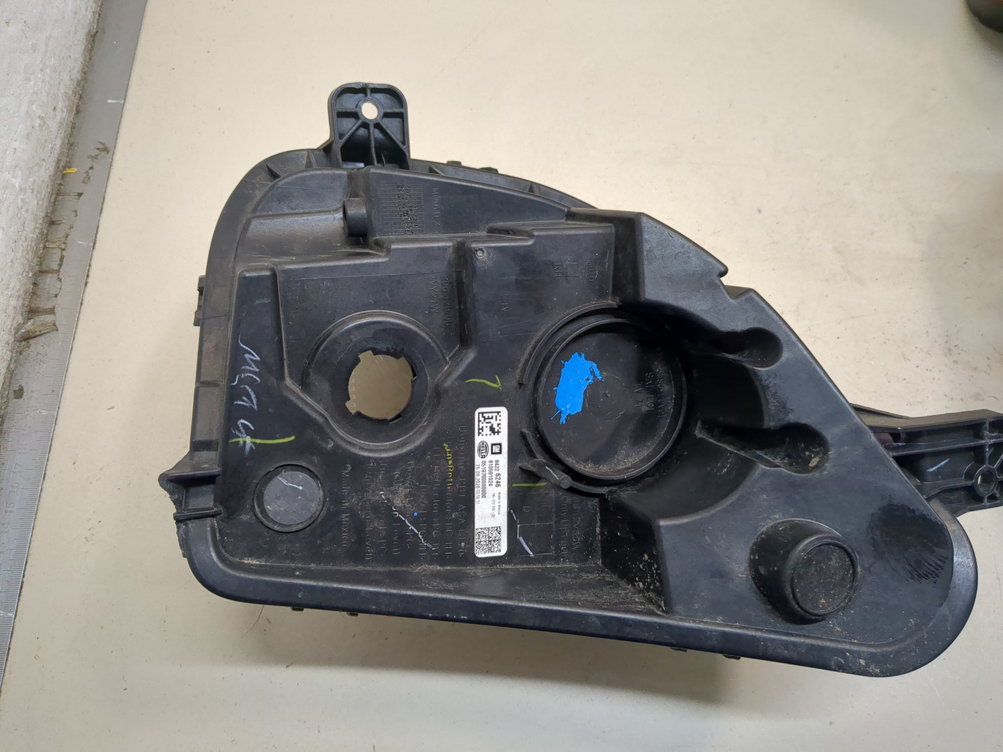 Фара противотуманная правая