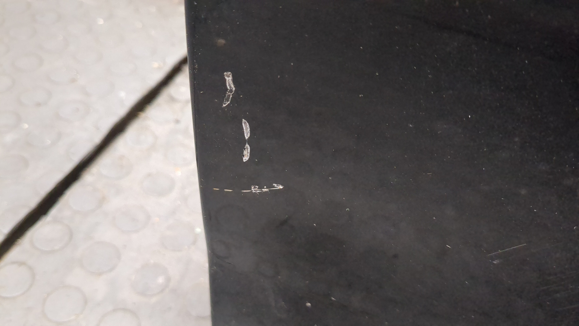 Дверь передняя левая