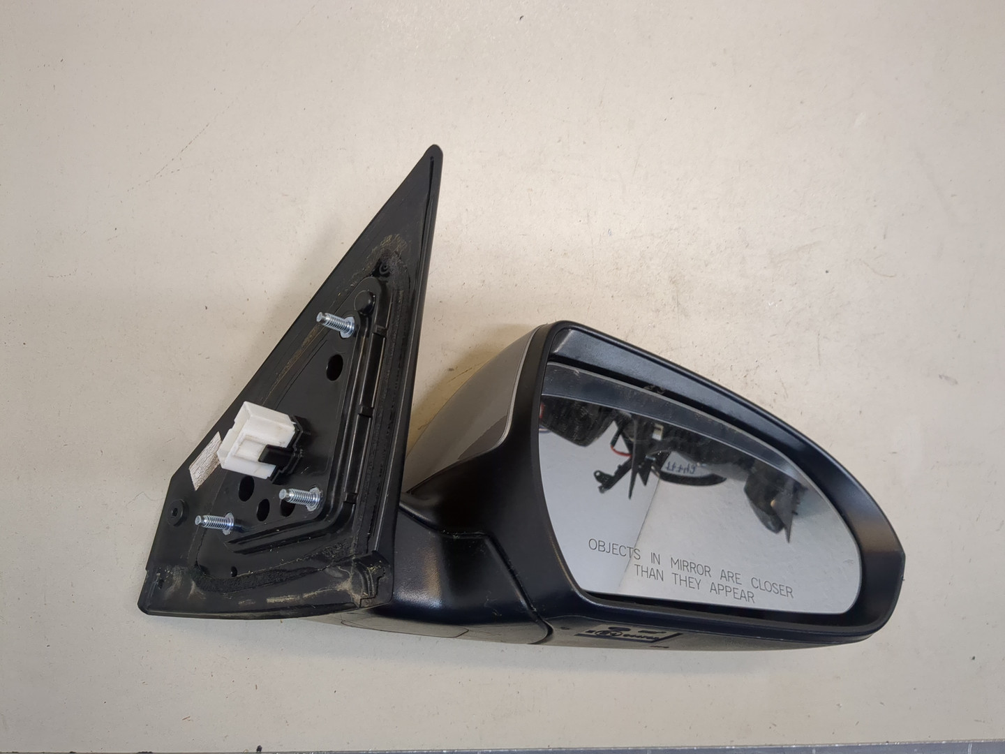 Зеркало правое электрическое