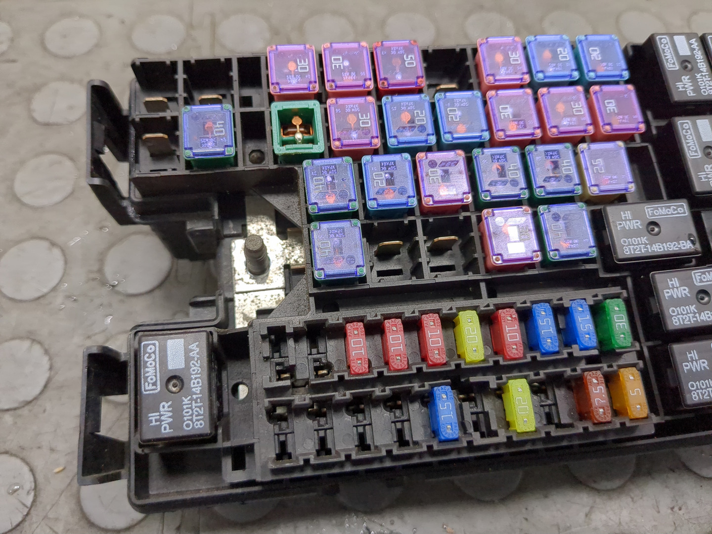 Блок предохранителей