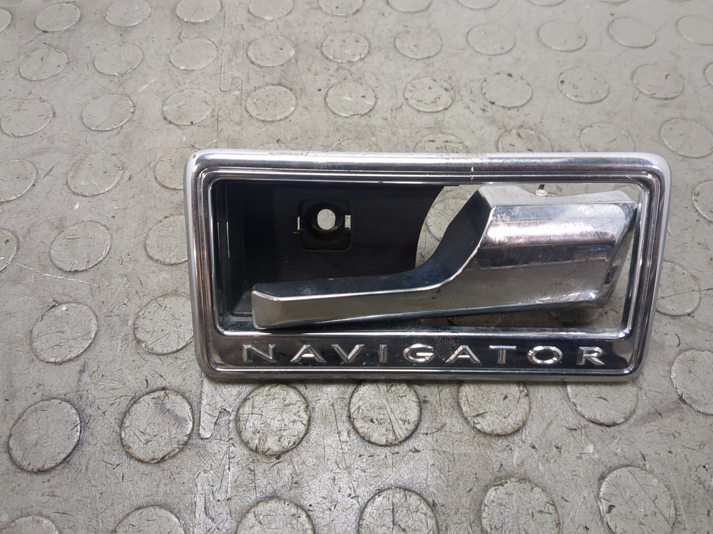 Ручка двери передней внутренняя правая