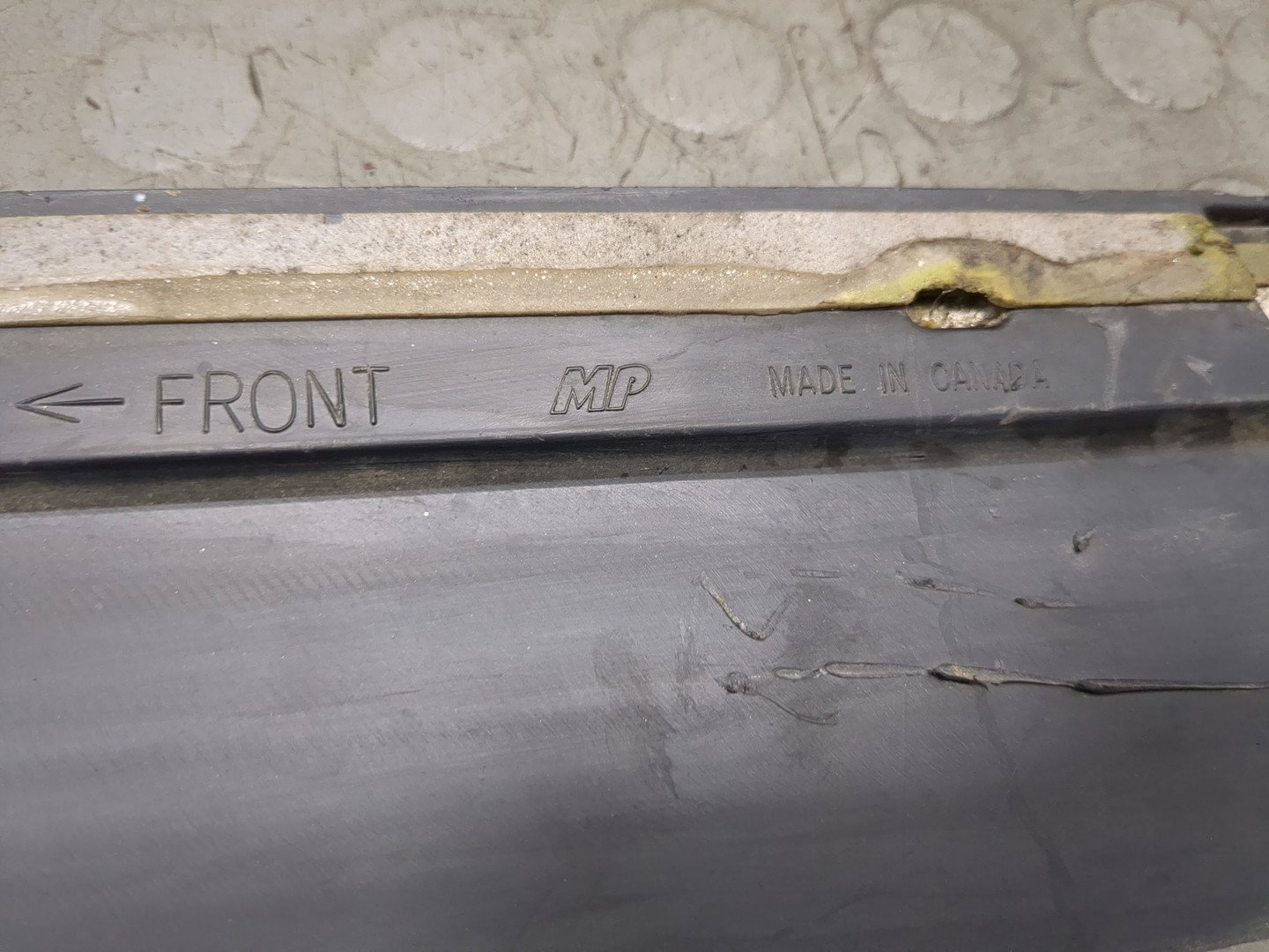 Молдинг двери