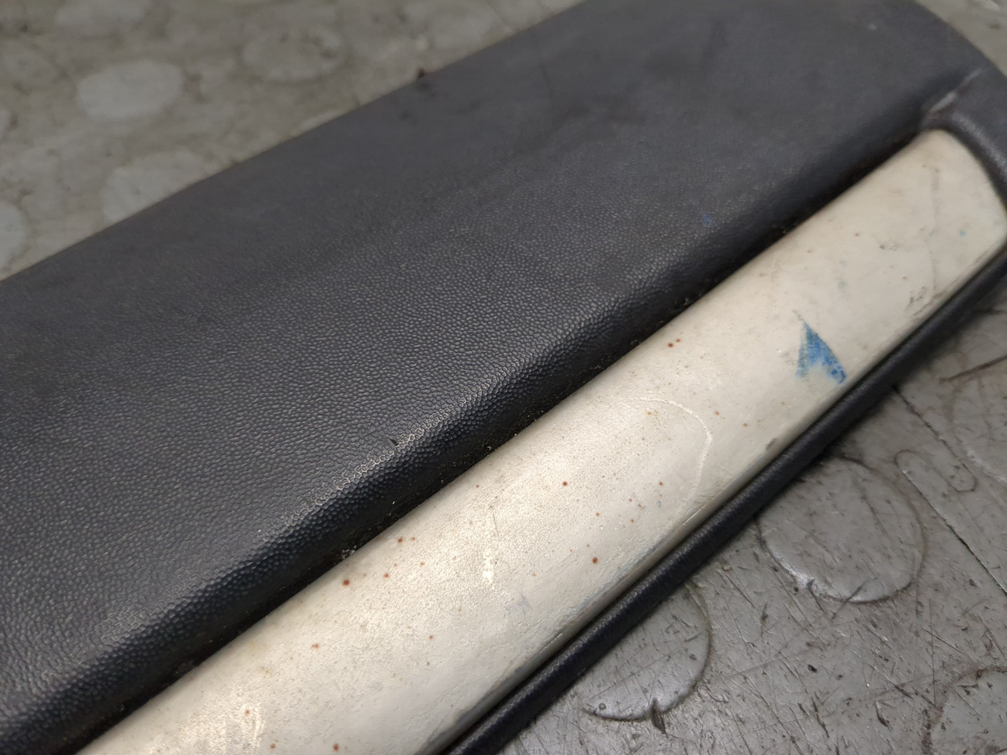 Молдинг двери