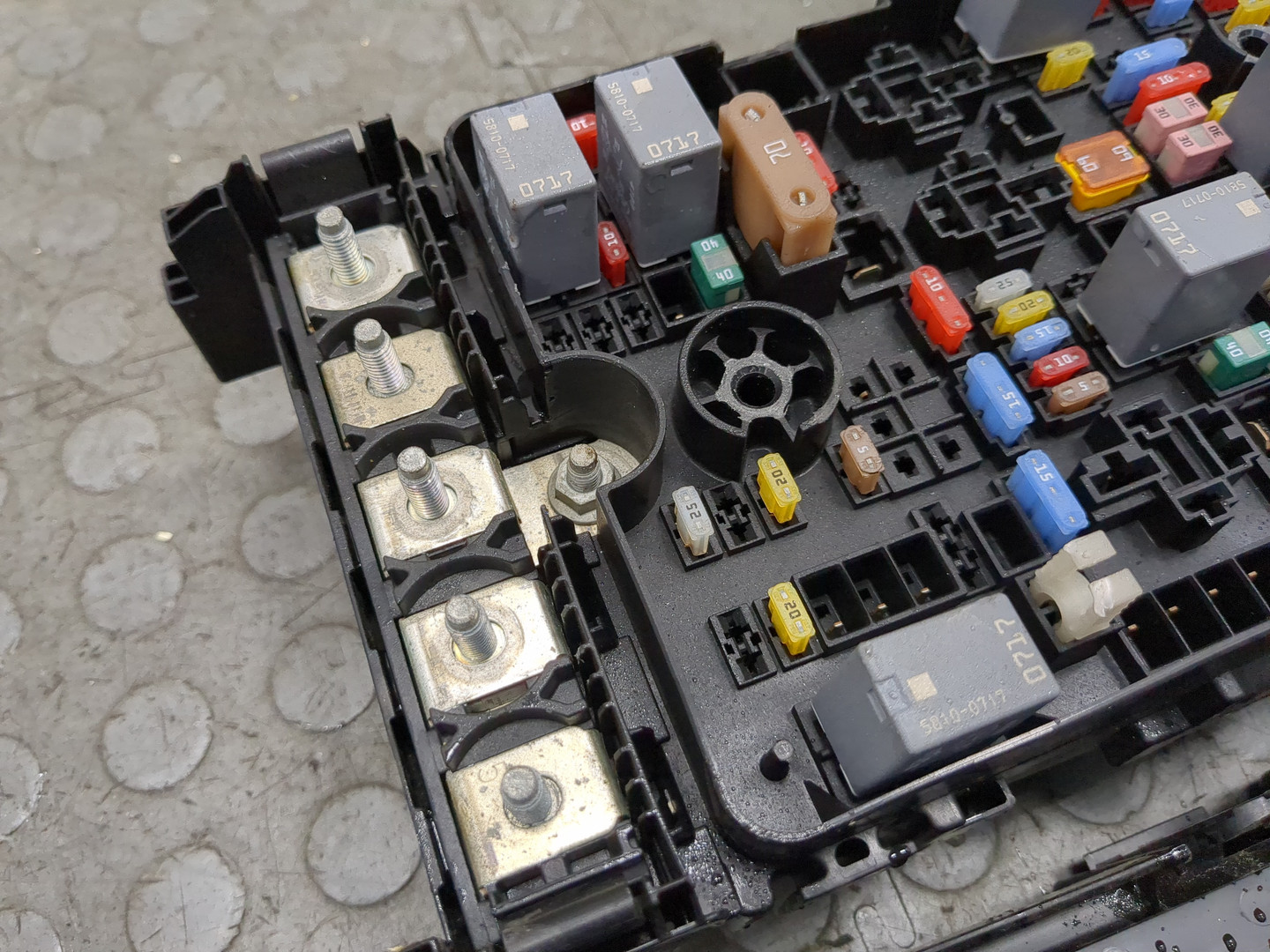 Блок предохранителей