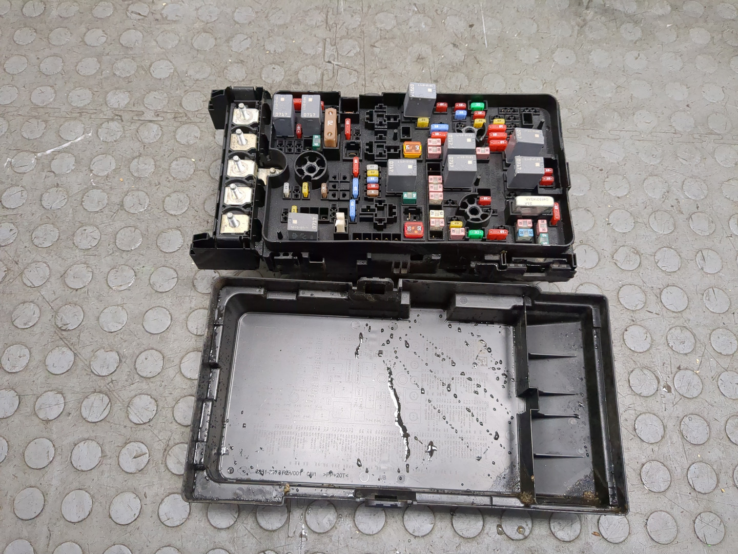 Блок предохранителей