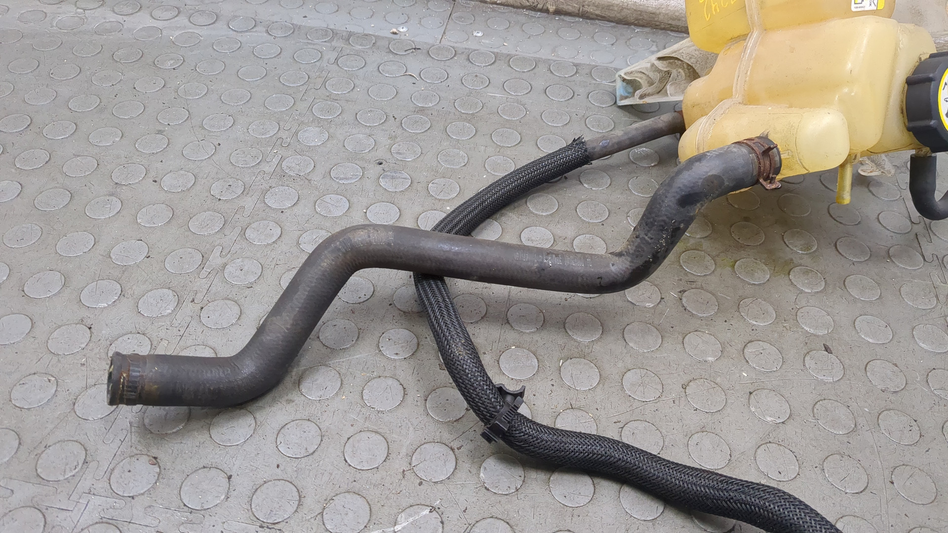 Бачок расширительный