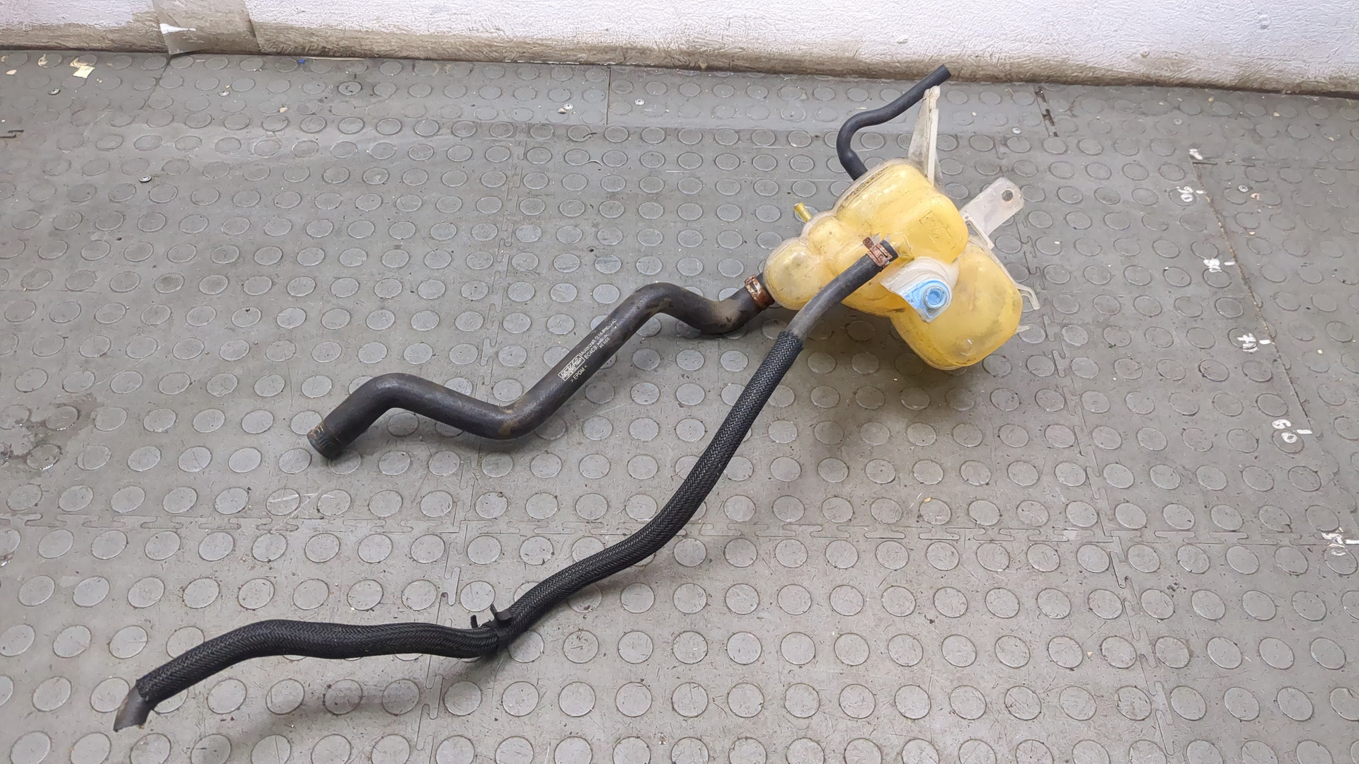 Бачок расширительный