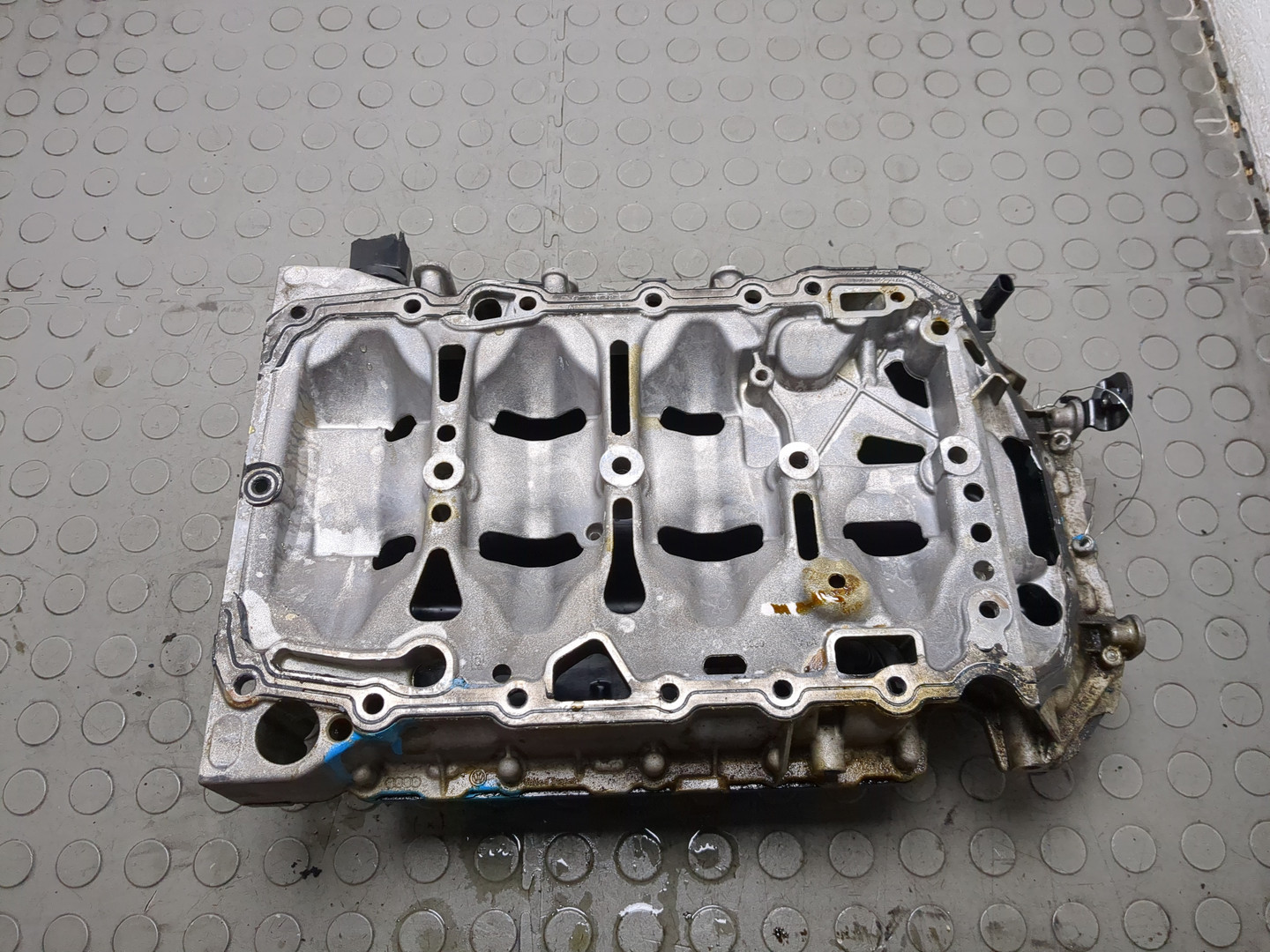 Поддон масляный двигателя (картер)