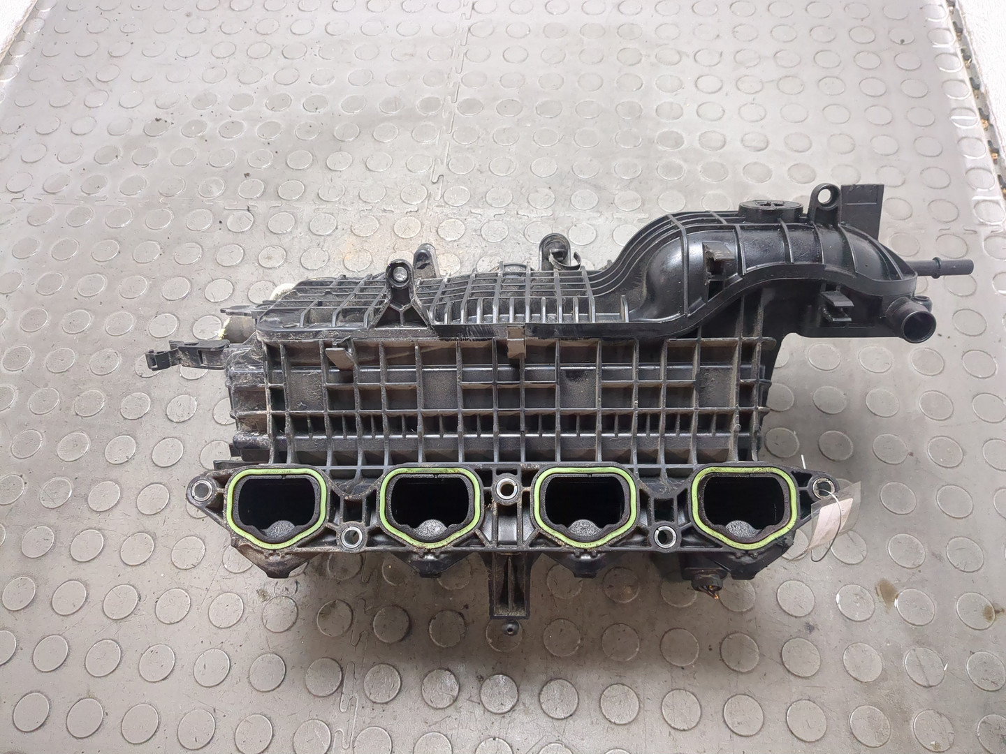 Коллектор впускной