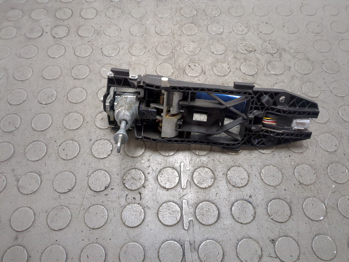 Ручка двери наружная