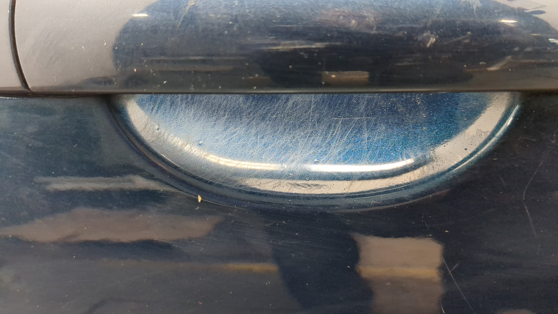 Дверь передняя правая