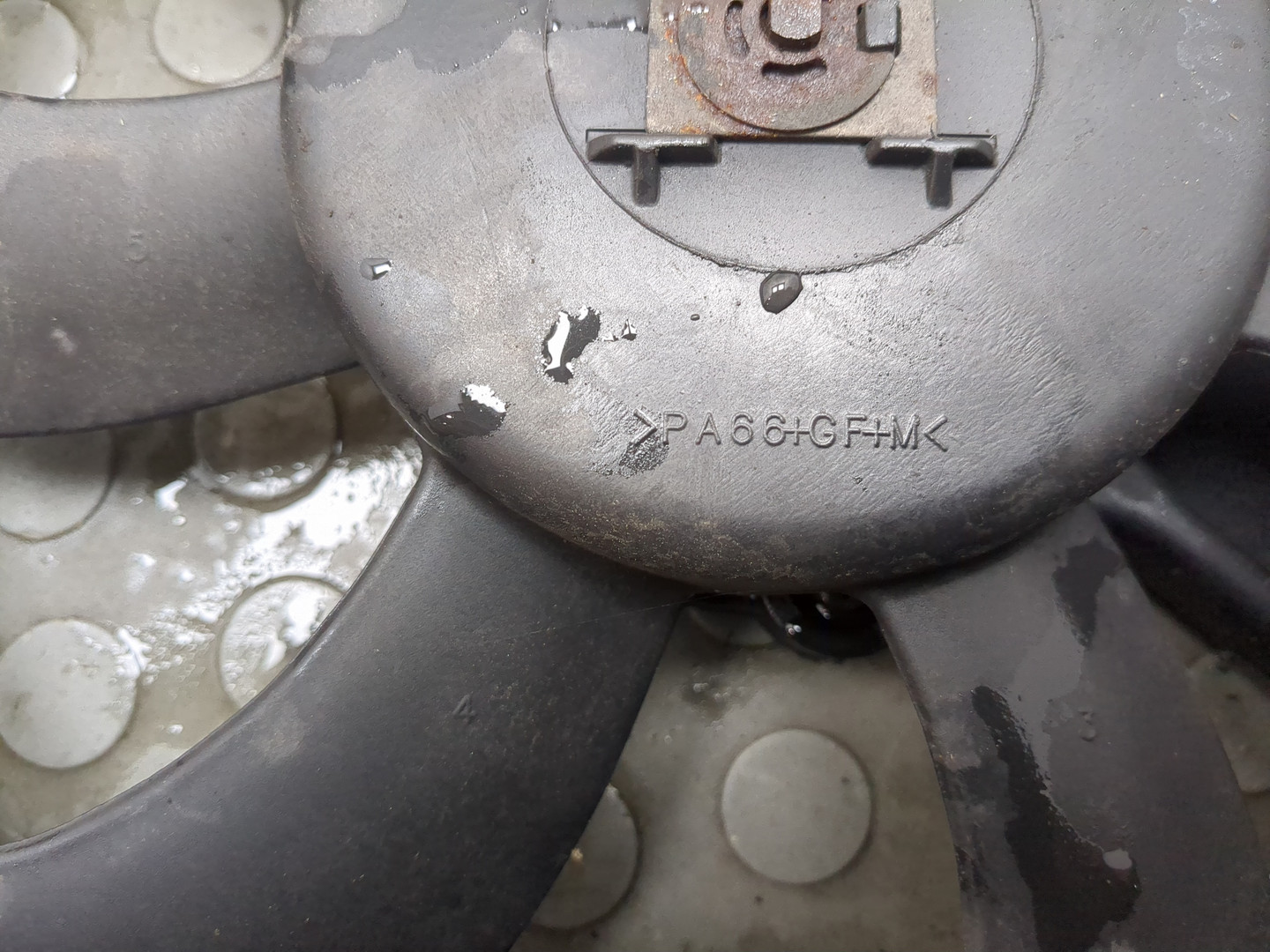 Вентилятор радиатора