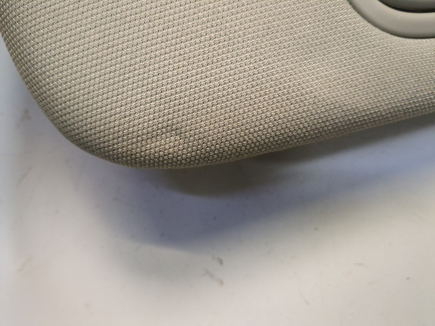 Козырек солнцезащитный